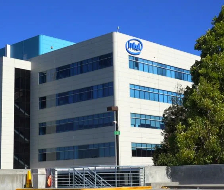 Progetto di rivestimento della struttura in acciaio di Dalian Intel